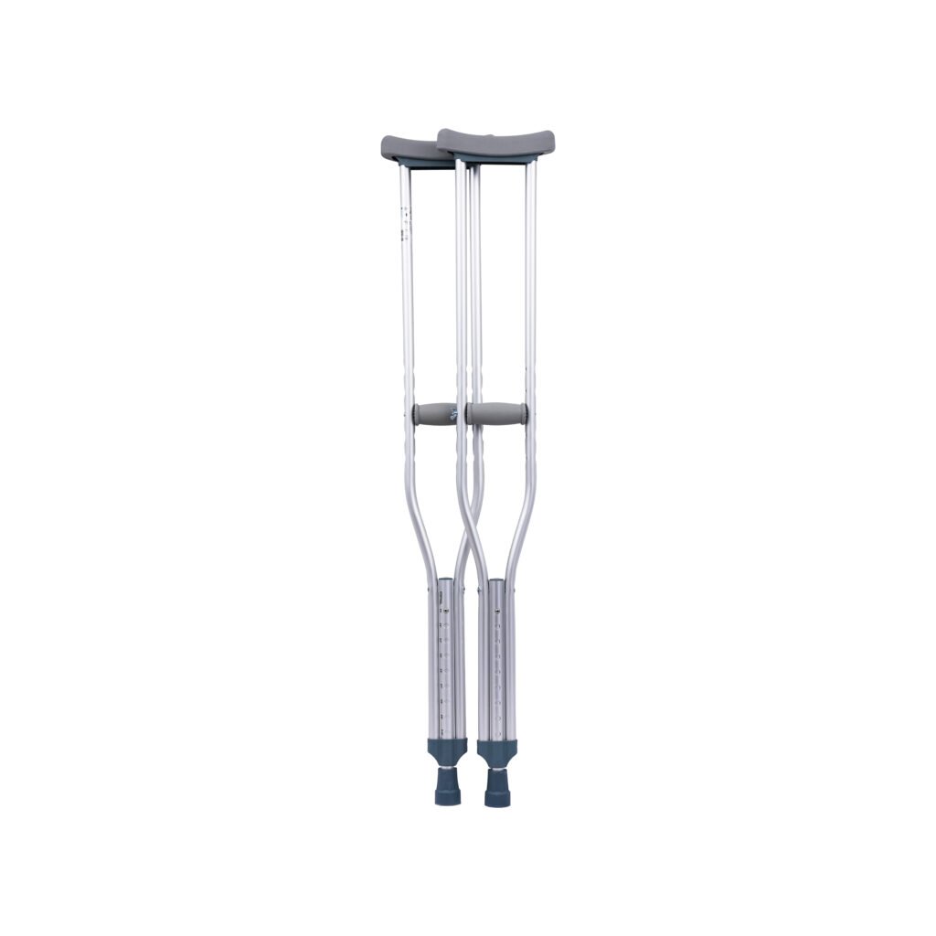 AID PLUS Under Arm Crutch Medium (CA801LM)